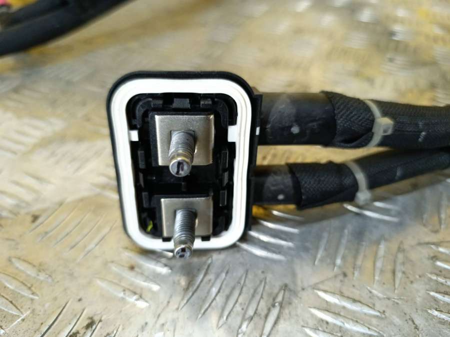 P68458250 Провод высоковольтный  Jeep Grand Cherokee 5 2022г. | Фото № 2  P68458250 Провод высоковольтный  Jeep Grand Cherokee 5 2022г. - Фото 2