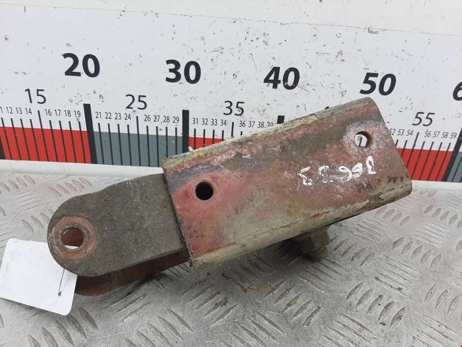 Кронштейн (крепление скоба) стабилизатора переднего Iveco Daily 3 (1999-2006) Микроавтобус 2001г. | Фото № 5 Кронштейн (крепление скоба) стабилизатора переднего Iveco Daily 3 (1999-2006) Микроавтобус 2001г. - Фото 5