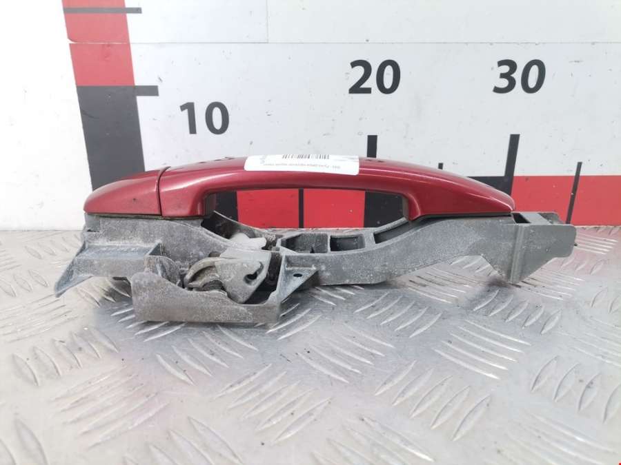 Ручка двери наружная задняя левая Peugeot 3008 (2009-2016) Минивэн 2010г. | Фото № 3 Ручка двери наружная задняя левая Peugeot 3008 (2009-2016) Минивэн 2010г. - Фото 3