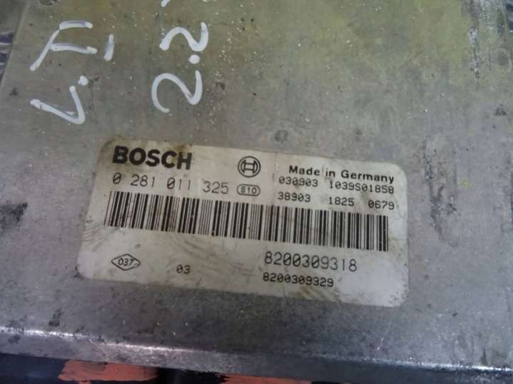 82003093180281011325NR1607 Блок управления двигателем  Renault Laguna 2 поколение (2001-2005) 2001г. | Фото № 2  82003093180281011325NR1607 Блок управления двигателем  Renault Laguna 2 поколение (2001-2005) 2001г. - Фото 2