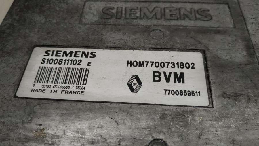 SIEMENSBVMHOM77007318027700859511S100811102E Блок управления двигателем Renault 21 1988г. | Фото № 3 SIEMENSBVMHOM77007318027700859511S100811102E Блок управления двигателем Renault 21 1988г. - Фото 3