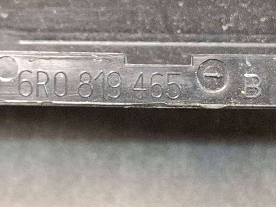 6R0819465B Клапан вентиляции кузова  Volkswagen Jetta седан 2020г. | Фото № 4  6R0819465B Клапан вентиляции кузова  Volkswagen Jetta седан 2020г. - Фото 4