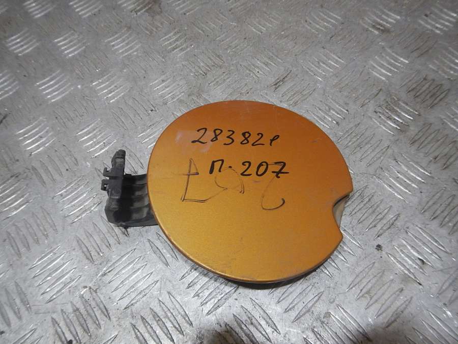 1517F5 Лючок бензобака  Peugeot 207 0000г. | Фото № 1  1517F5 Лючок бензобака  Peugeot 207 0000г. - Фото 1