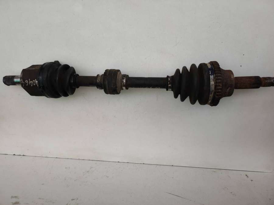 Полуось передняя левая Hyundai Sonata EF 1999г. | Фото № 1 Полуось передняя левая Hyundai Sonata EF 1999г. - Фото 1