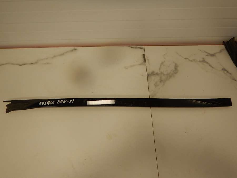 51317434874 Молдинг лобового стекла Bmw X7 0000г. | Фото № 1 51317434874 Молдинг лобового стекла Bmw X7 0000г. - Фото 1