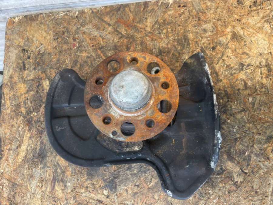 Кулак поворотный передний левый Mercedes C W204 2012г. | Фото № 4 Кулак поворотный передний левый Mercedes C W204 2012г. - Фото 4