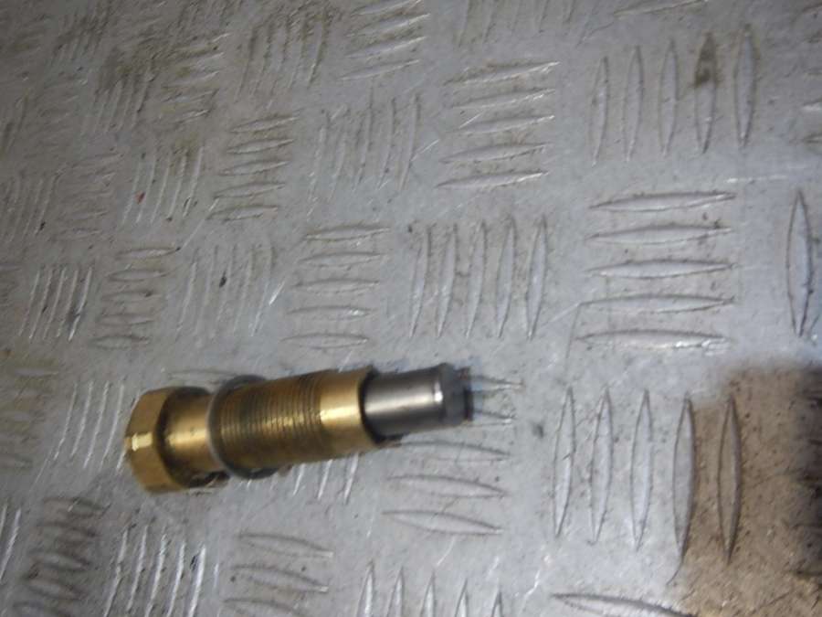 6640500111 Натяжитель цепи Ssangyong Kyron 0000г. | Фото № 2 6640500111 Натяжитель цепи Ssangyong Kyron 0000г. - Фото 2