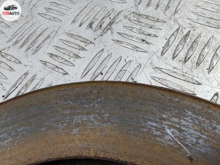 Диск тормозной задний  Opel Omega B (1994-2003) Седан 2003г. | Фото № 2   Диск тормозной задний  Opel Omega B (1994-2003) Седан 2003г. - Фото 2