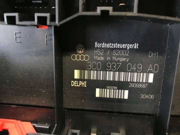 3C0937049AD Блок предохранителей Volkswagen Golf 5 поколение (2004-2009) 2004г. | Фото № 2 3C0937049AD Блок предохранителей Volkswagen Golf 5 поколение (2004-2009) 2004г. - Фото 2