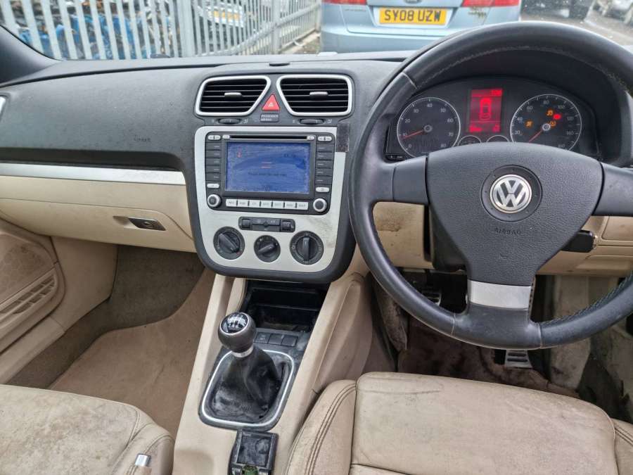 06F121065J Патрубок системы охлаждения Volkswagen Eos (2006-2015) Кабриолет 2007г. | Фото № 6 06F121065J Патрубок системы охлаждения Volkswagen Eos (2006-2015) Кабриолет 2007г. - Фото 6