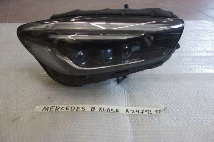 A2479062003 Фара правая  Mercedes B W247 (2018-2022) 2018г. | Фото № 1  A2479062003 Фара правая  Mercedes B W247 (2018-2022) 2018г. - Фото 1