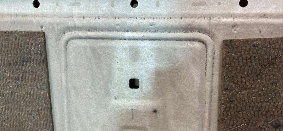 500367058 Потолок  IVECO Daily микроавтобус 2001г. | Фото № 20  500367058 Потолок  IVECO Daily микроавтобус 2001г. - Фото 20