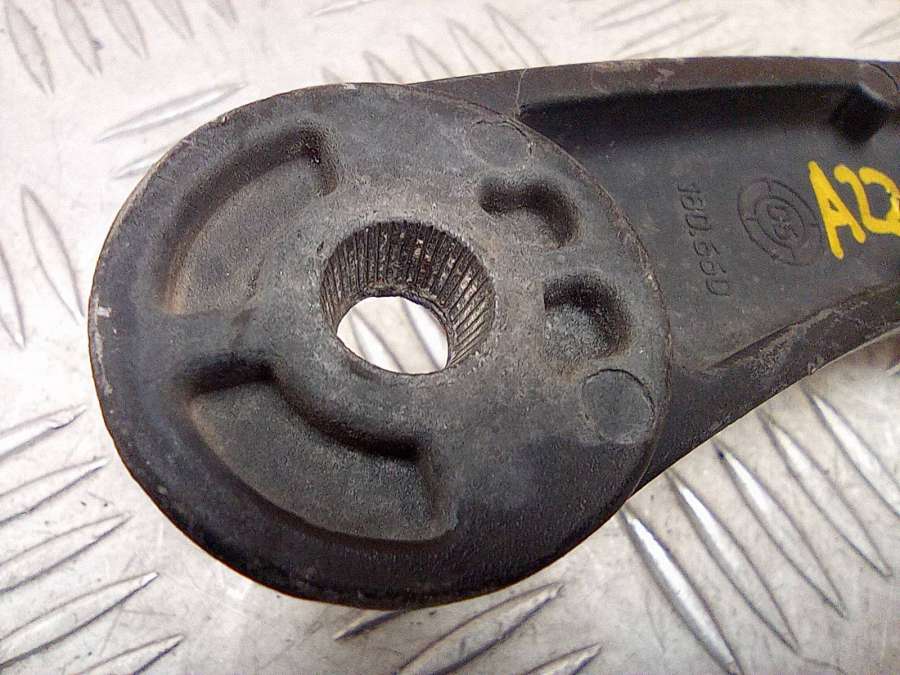 7H1955409C Щеткодержатель (поводок стеклоочистителя, дворник) Volkswagen Caravelle T5 2012г. | Фото № 4 7H1955409C Щеткодержатель (поводок стеклоочистителя, дворник) Volkswagen Caravelle T5 2012г. - Фото 4