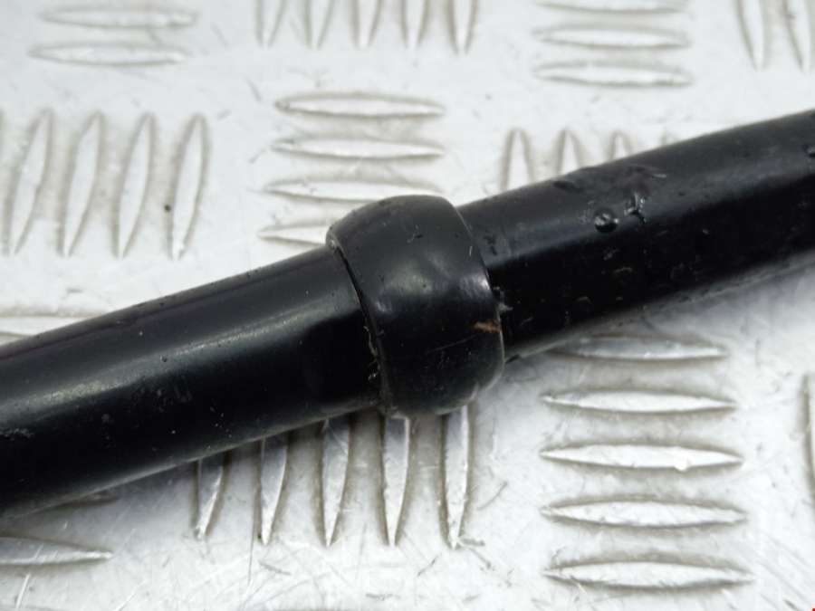 Стабилизатор подвески передний (поперечной устойчивости) Ford Mondeo 3 (2000-2007) Универсал 2001г. | Фото № 5 Стабилизатор подвески передний (поперечной устойчивости) Ford Mondeo 3 (2000-2007) Универсал 2001г. - Фото 5