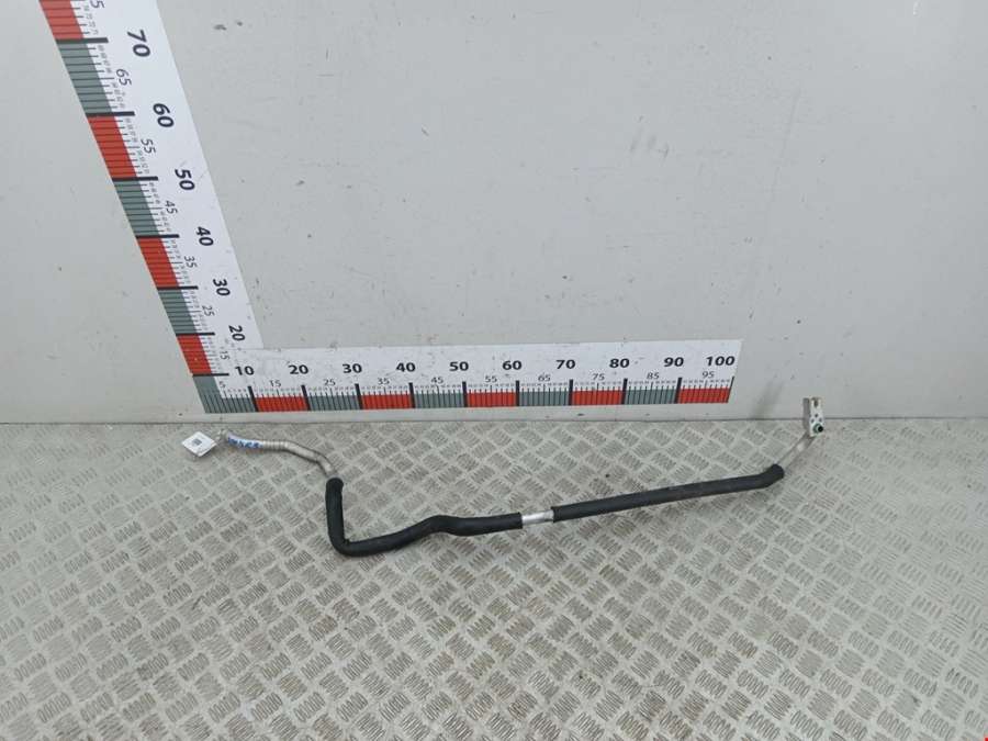 Трубка кондиционера Hyundai Santa Fe 1 (SM) (2000-2006) Внедорожник 5дв. 2004г. | Фото № 1 Трубка кондиционера Hyundai Santa Fe 1 (SM) (2000-2006) Внедорожник 5дв. 2004г. - Фото 1