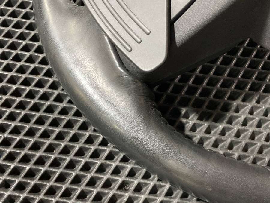 GX733F563QDT4A2553AAMT4A2553PVJ Руль  Jaguar F-Pace  2017г. | Фото № 11  GX733F563QDT4A2553AAMT4A2553PVJ Руль  Jaguar F-Pace  2017г. - Фото 11