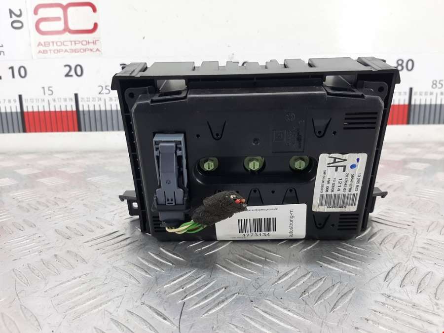 13255823 Дисплей информационный Opel Astra H (2004-2014) Универсал 2008г. | Фото № 2 13255823 Дисплей информационный Opel Astra H (2004-2014) Универсал 2008г. - Фото 2