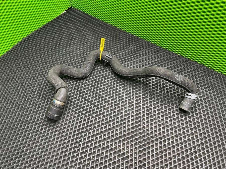 4H0121447M4H0122293C Патрубок (трубопровод, шланг) Audi A8 D4/4H 2014г. | Фото № 2 4H0121447M4H0122293C Патрубок (трубопровод, шланг) Audi A8 D4/4H 2014г. - Фото 2