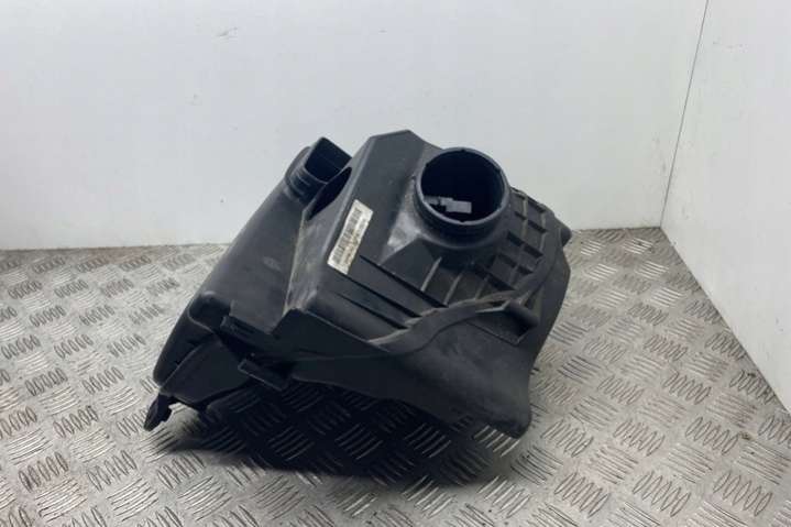 7532754 Корпус воздушного фильтра  BMW 3 E90/E91/E92/E9 (2005-201) 2005г. | Фото № 4  7532754 Корпус воздушного фильтра  BMW 3 E90/E91/E92/E9 (2005-201) 2005г. - Фото 4