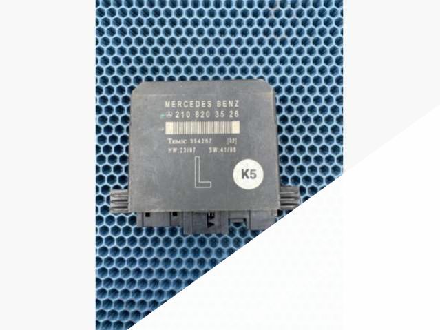 A2108203526 2108203526 Блок управления двери передней левой Mercedes C W202 1998г. | Фото № 1 A2108203526 2108203526 Блок управления двери передней левой Mercedes C W202 1998г. - Фото 1