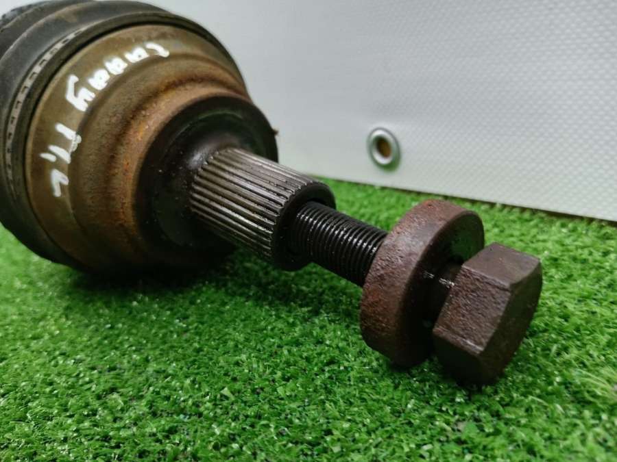 2K0407271E Полуось передняя левая (приводной вал, шрус)  Volkswagen Caddy 3 2010г. | Фото № 3  2K0407271E Полуось передняя левая (приводной вал, шрус)  Volkswagen Caddy 3 2010г. - Фото 3