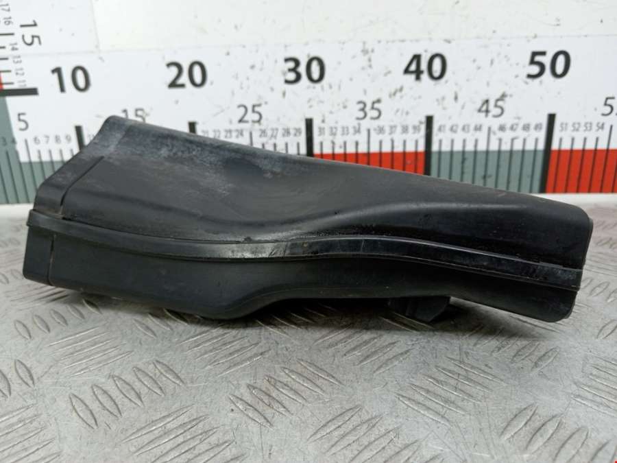 4F0129618J Воздухозаборник (наружный) Audi A6 C6 (2004-2011) Седан 2005г. | Фото № 5 4F0129618J Воздухозаборник (наружный) Audi A6 C6 (2004-2011) Седан 2005г. - Фото 5