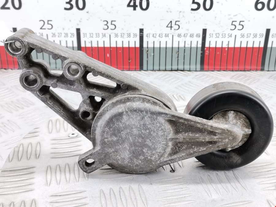 058903133C Натяжитель ремня генератора (приводного поликлинового ремня Volkswagen Passat 5 (1996-2000) Универсал 1999г. | Фото № 3 058903133C Натяжитель ремня генератора (приводного поликлинового ремня Volkswagen Passat 5 (1996-2000) Универсал 1999г. - Фото 3