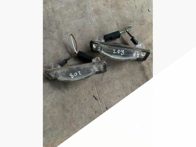 Подсветка номера Mercedes CLK W208 2000г. | Фото № 1 Подсветка номера Mercedes CLK W208 2000г. - Фото 1