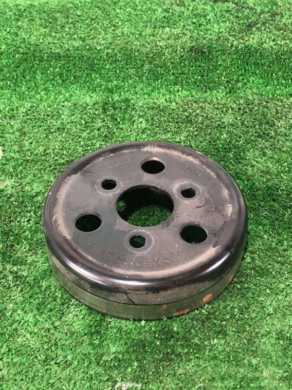 HJ5E-8509-AA Шкив помпы  Ford Mustang 2019г. | Фото № 1  HJ5E-8509-AA Шкив помпы  Ford Mustang 2019г. - Фото 1