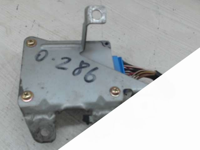 Блок управления air bag Mazda 626 (1992 - 1997) Хэтчбек (5-дв) 1995г. | Фото № 3 Блок управления air bag Mazda 626 (1992 - 1997) Хэтчбек (5-дв) 1995г. - Фото 3