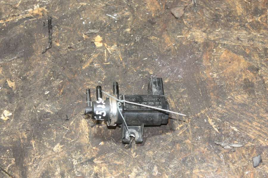 1J0906627C Клапан управления турбиной (актуатор) Volkswagen Transporter 2007г. | Фото № 1 1J0906627C Клапан управления турбиной (актуатор) Volkswagen Transporter 2007г. - Фото 1