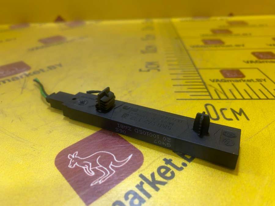 5K0962132A Антенна системы комфортного доступа Volkswagen Volkswagen Tiguan 2 2016 0000г. | Фото № 3 5K0962132A Антенна системы комфортного доступа Volkswagen Volkswagen Tiguan 2 2016 0000г. - Фото 3