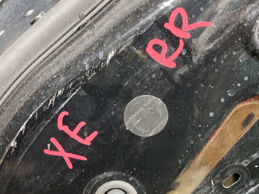 Дверь задняя правая  Jaguar XE X760 X760 2017г. | Фото № 11   Дверь задняя правая  Jaguar XE X760 X760 2017г. - Фото 11