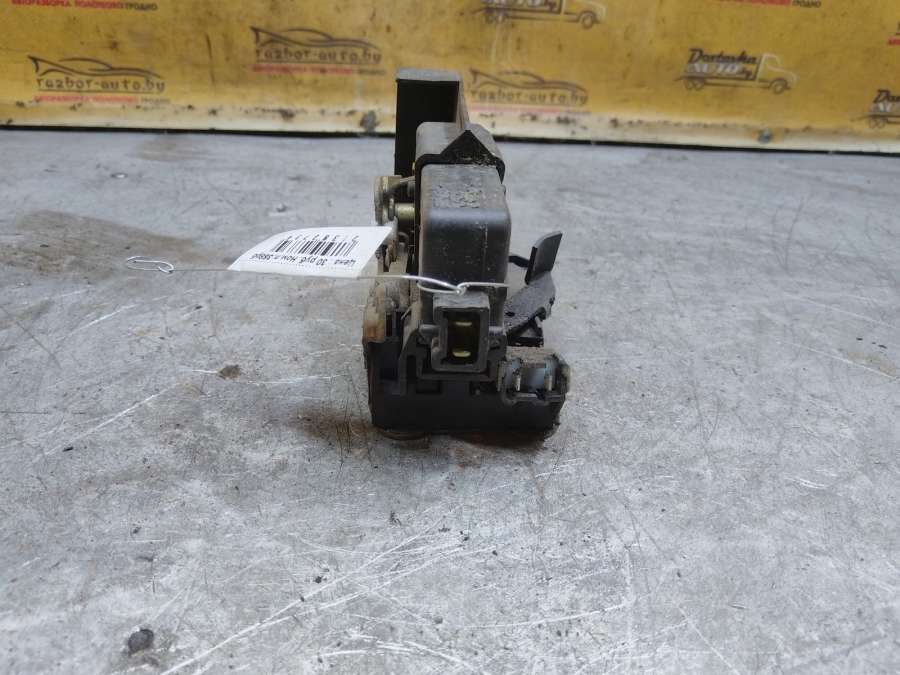 Замок двери задней правой Renault Laguna Универсал 1997г. | Фото № 1 Замок двери задней правой Renault Laguna Универсал 1997г. - Фото 1