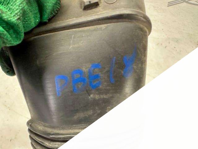 30792195 Воздуховод радиатора Volvo S80 Police 2015г. | Фото № 2 30792195 Воздуховод радиатора Volvo S80 Police 2015г. - Фото 2