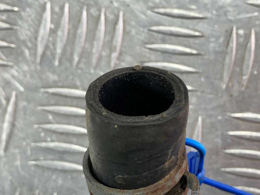 06E121545 Патрубок (трубопровод, шланг) Audi A6 4G/C7 2012г. | Фото № 5 06E121545 Патрубок (трубопровод, шланг) Audi A6 4G/C7 2012г. - Фото 5