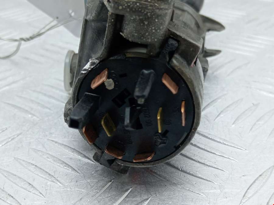 4B0905851B Замок зажигания Volkswagen Sharan 1 (1995-2010) Минивэн 2002г. | Фото № 4 4B0905851B Замок зажигания Volkswagen Sharan 1 (1995-2010) Минивэн 2002г. - Фото 4