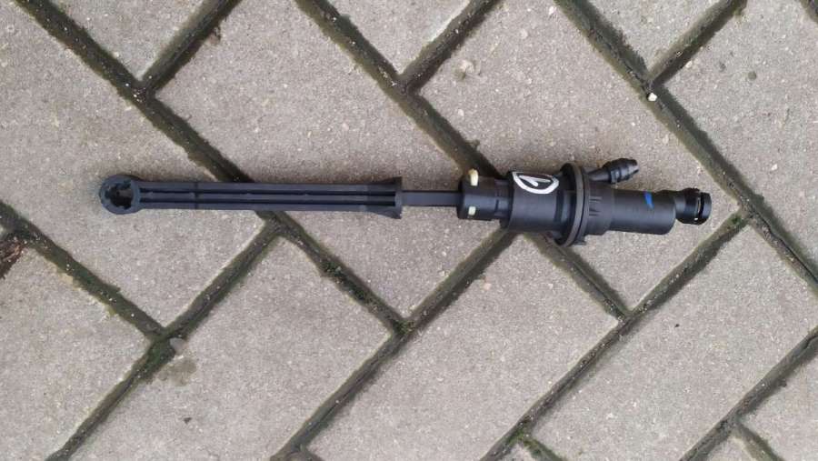 9672094480 Цилиндр сцепления главный Peugeot 2008 2014г. | Фото № 1 9672094480 Цилиндр сцепления главный Peugeot 2008 2014г. - Фото 1