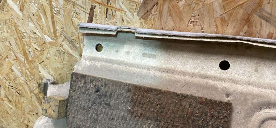 500367058 Потолок  IVECO Daily микроавтобус 2001г. | Фото № 18  500367058 Потолок  IVECO Daily микроавтобус 2001г. - Фото 18