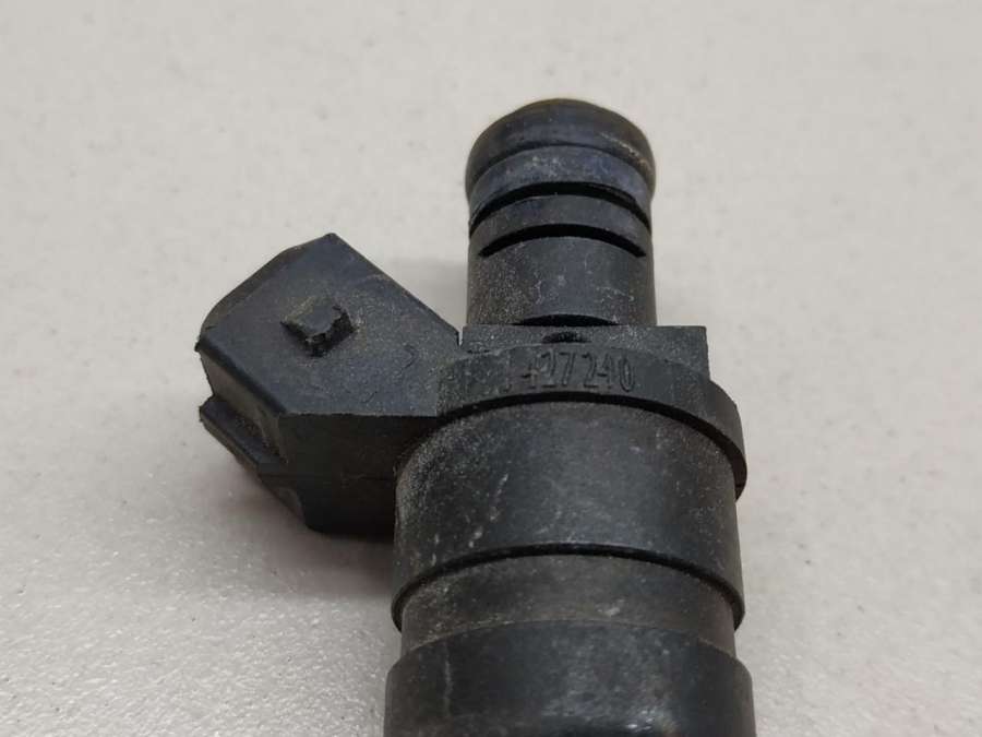 1427240SIEMENSDEKA Форсунка  BMW 5  E39 1999г. | Фото № 4  1427240SIEMENSDEKA Форсунка  BMW 5  E39 1999г. - Фото 4