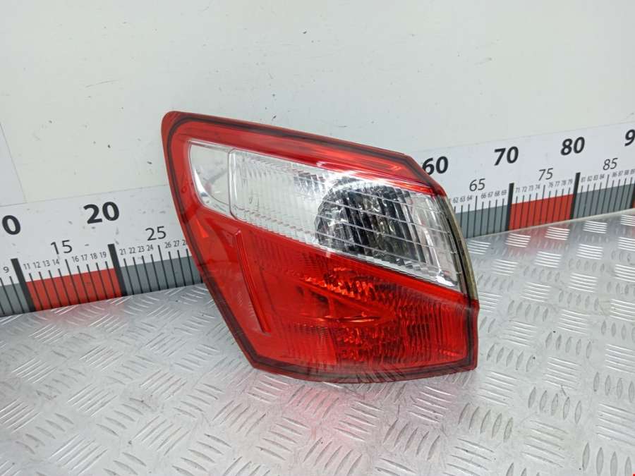 Фонарь задний левый Nissan Qashqai 1 (2006-2013) Внедорожник 5дв. 2010г. | Фото № 1 Фонарь задний левый Nissan Qashqai 1 (2006-2013) Внедорожник 5дв. 2010г. - Фото 1