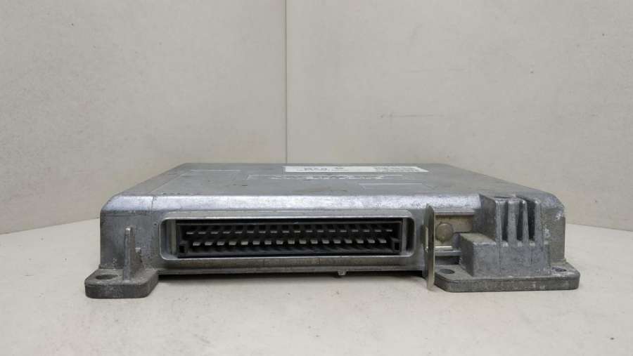 SIEMENSBVMHOM77007318017700735140S100813101H Блок управления двигателем Renault 19 0000г. | Фото № 2 SIEMENSBVMHOM77007318017700735140S100813101H Блок управления двигателем Renault 19 0000г. - Фото 2
