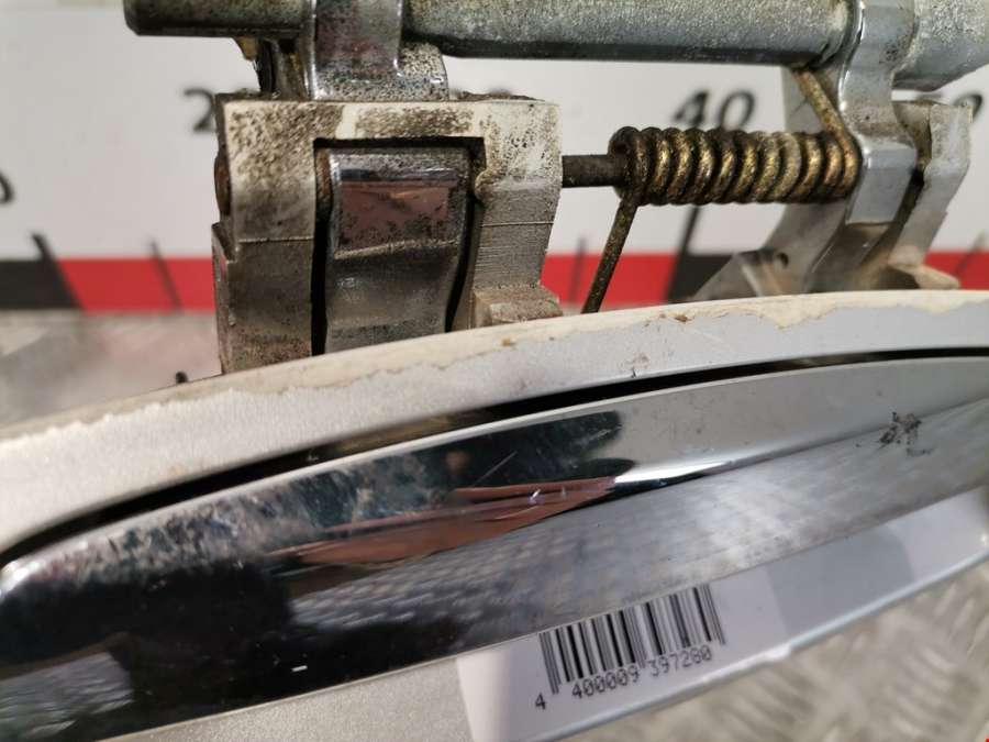 Ручка двери наружная задняя правая Infiniti G 3 (V35/CV35) (2002-2007) Седан 2006г. | Фото № 4 Ручка двери наружная задняя правая Infiniti G 3 (V35/CV35) (2002-2007) Седан 2006г. - Фото 4