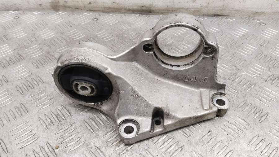 9640418780 Кронштейн полуоси Citroen C5 2002г. | Фото № 1 9640418780 Кронштейн полуоси Citroen C5 2002г. - Фото 1