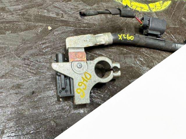 31407114 Клемма аккумулятора минус Volvo V70 T5 2015г. | Фото № 2 31407114 Клемма аккумулятора минус Volvo V70 T5 2015г. - Фото 2