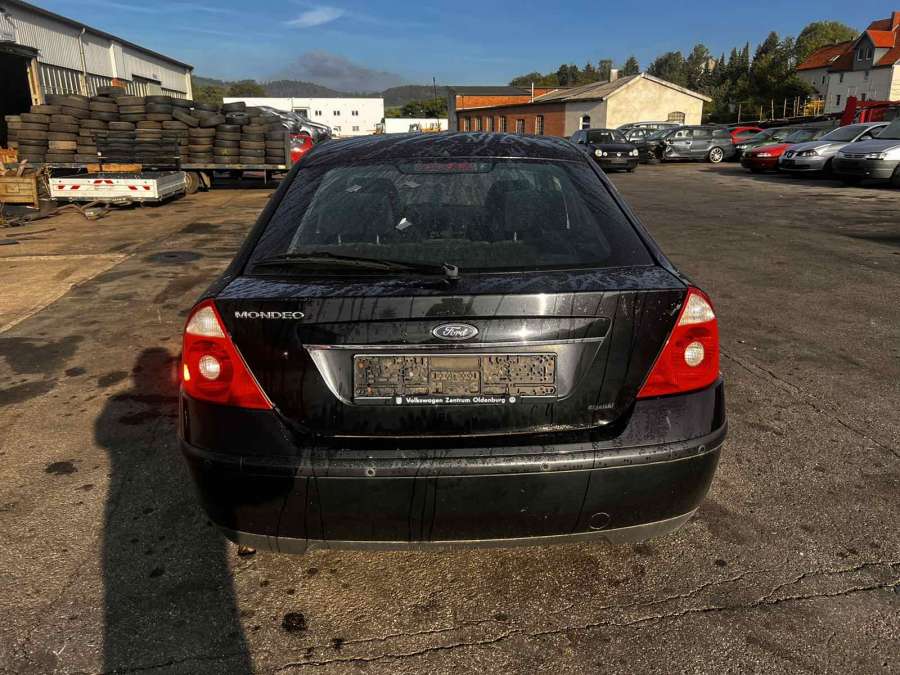 Ступица (кулак цапфа) задняя правая Ford Mondeo 3 (2000-2007) Хетчбэк 5дв. 2004г. | Фото № 8 Ступица (кулак цапфа) задняя правая Ford Mondeo 3 (2000-2007) Хетчбэк 5дв. 2004г. - Фото 8
