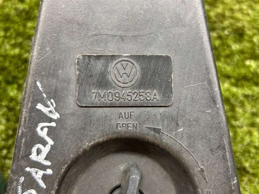 7M0945258A  Плата фонаря заднего правого   Volkswagen Sharan I 2010г. | Фото № 7  7M0945258A  Плата фонаря заднего правого   Volkswagen Sharan I 2010г. - Фото 7