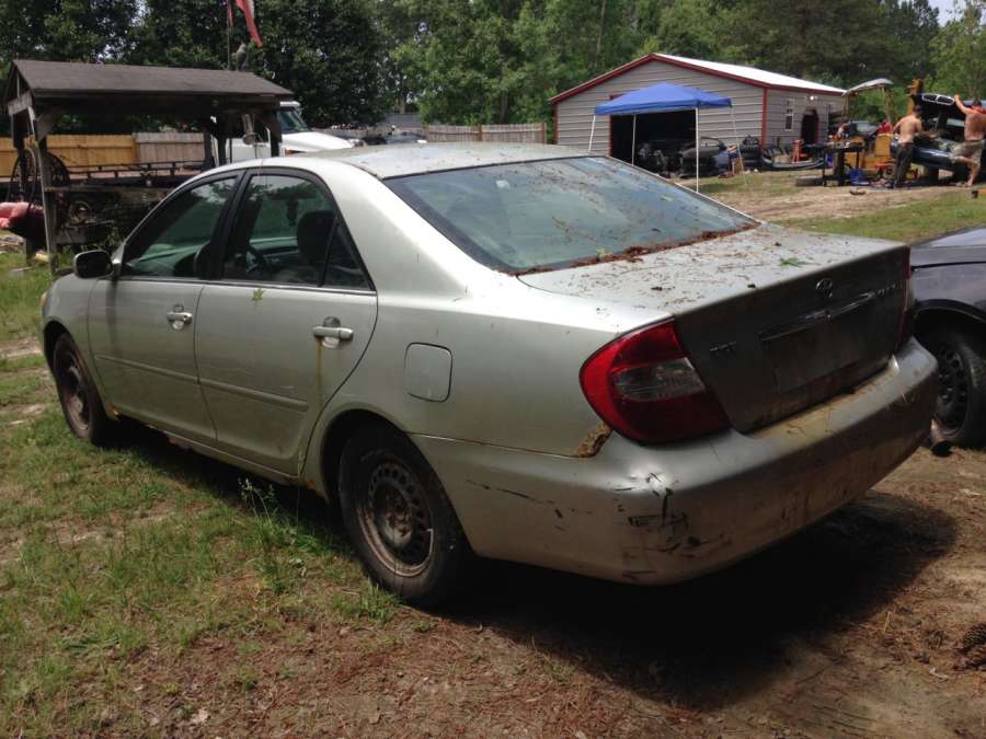 Плафон салонный Toyota Camry (XV30) (2001-2006) Седан 2002г. | Фото № 11 Плафон салонный Toyota Camry (XV30) (2001-2006) Седан 2002г. - Фото 11