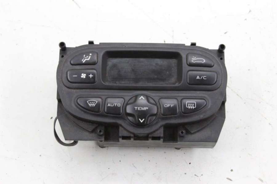 96430550xt Блок управления печки / климат-контроля  Peugeot 206 1 2005г. | Фото № 1  96430550xt Блок управления печки / климат-контроля  Peugeot 206 1 2005г. - Фото 1