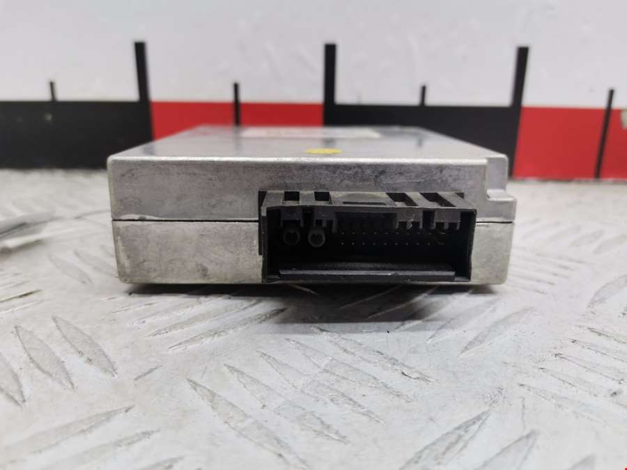 A2118203185 Блок управления телефоном (Блютуз Bluetooth) Mercedes E-Class (W211) (2002-2009) Седан 2003г. | Фото № 5 A2118203185 Блок управления телефоном (Блютуз Bluetooth) Mercedes E-Class (W211) (2002-2009) Седан 2003г. - Фото 5